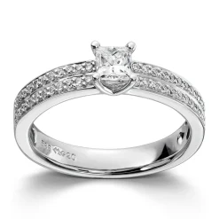 Ring Hvitt gull